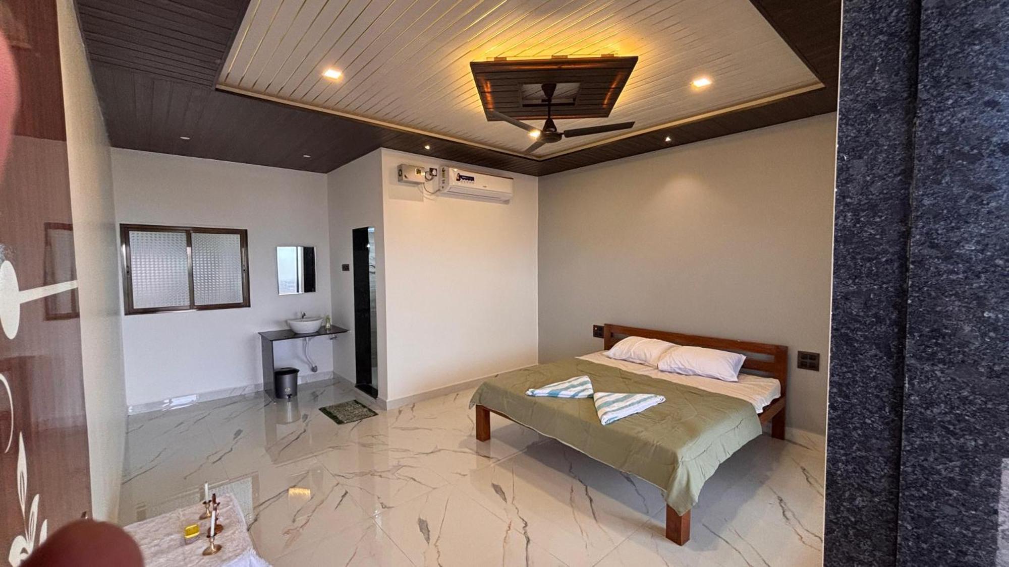 Velankanni Beach Resort Malvan Exterior photo